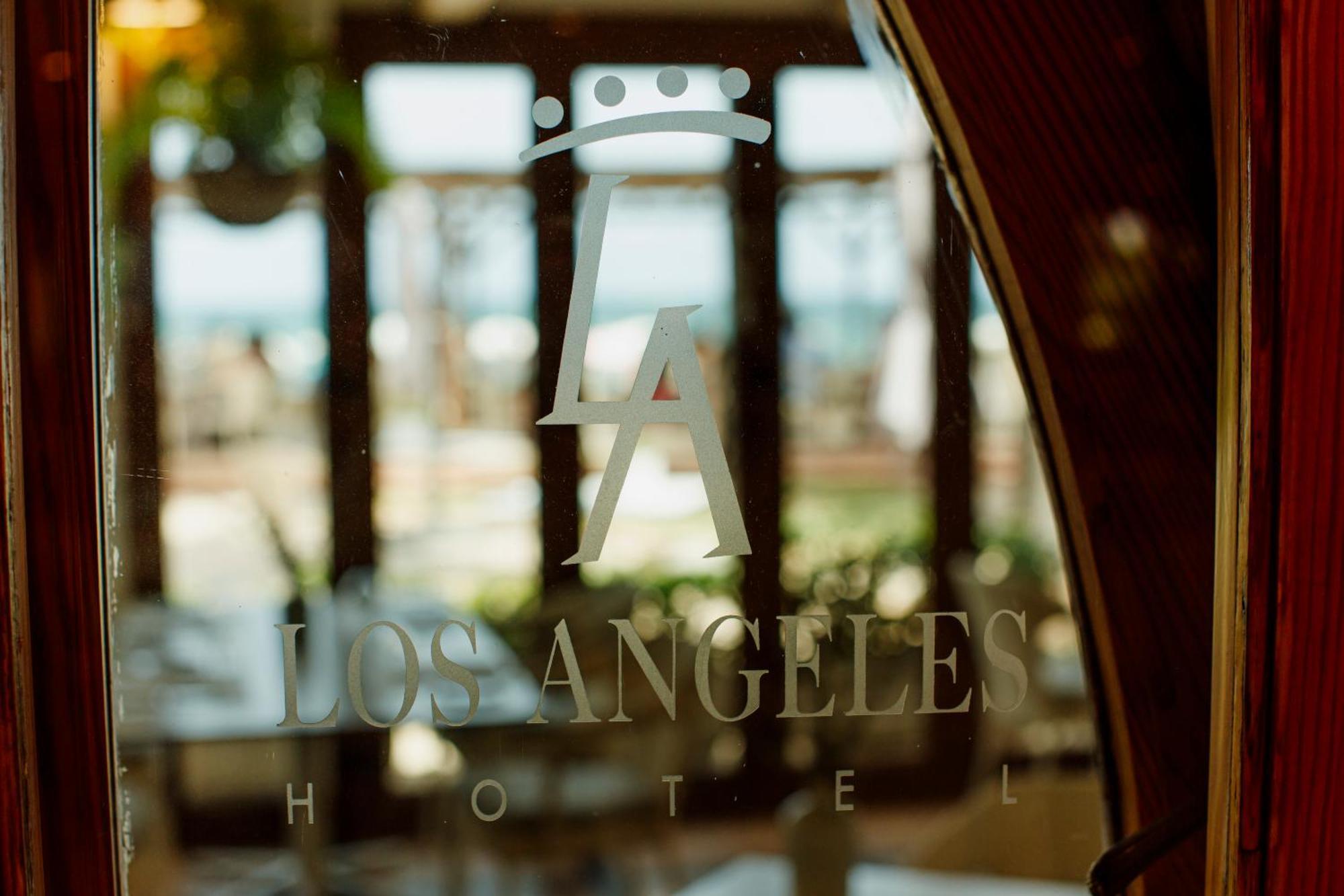 Hotel Los Angeles دينايا المظهر الخارجي الصورة