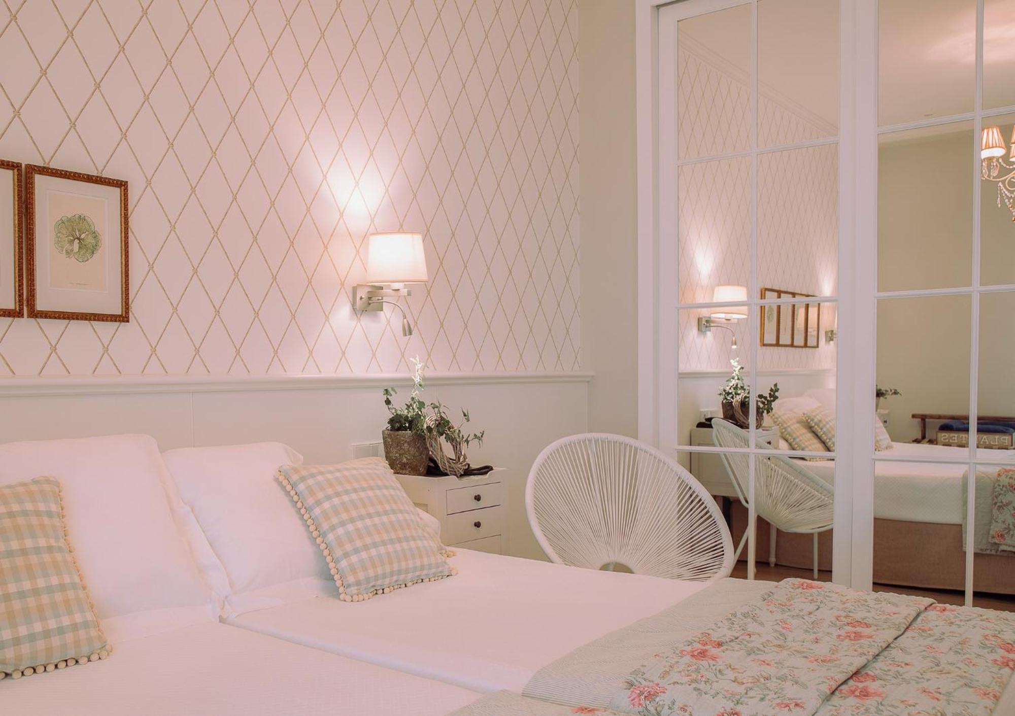 Hotel Los Angeles دينايا الغرفة الصورة